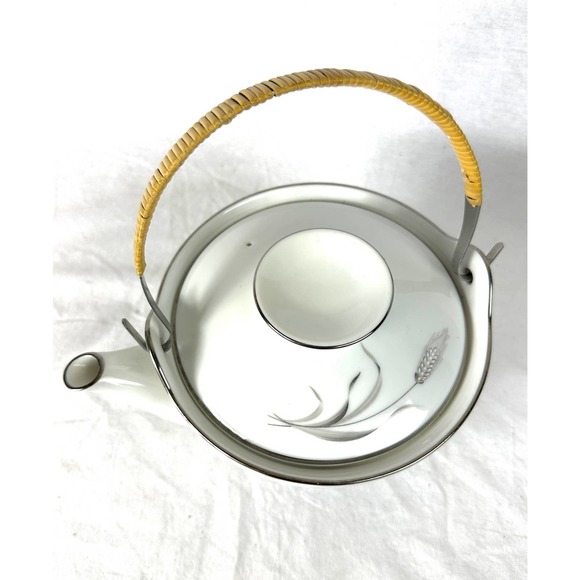 Vintage Noritake Prosperity Tea Pot Silver Wheat 6841 Bamboo Handle - Picture 4 of 12